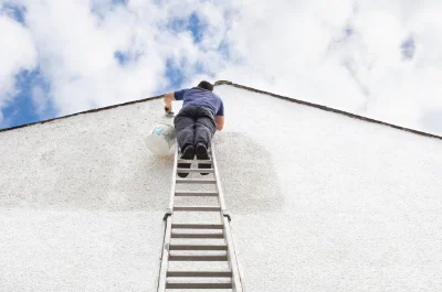 Peinture extérieure à Aiti — façades et ravalement